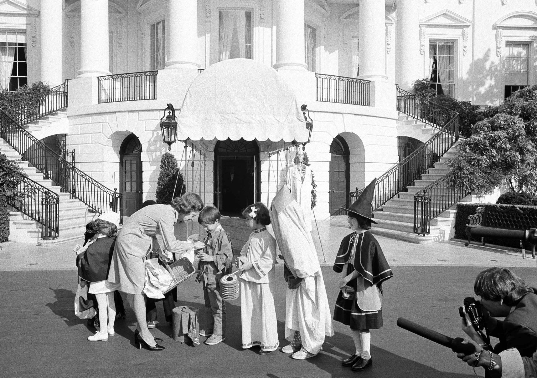 1974: Betty Ford Halloween